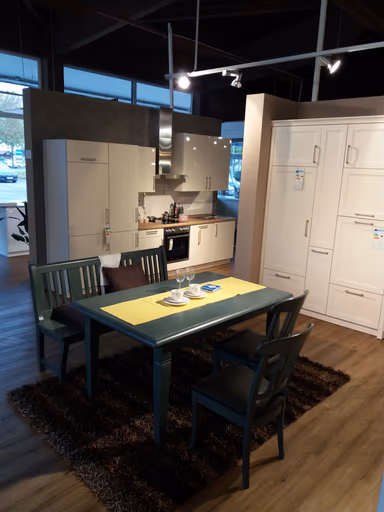 Essgruppe - Abverkauf für 3698 € in Dillingen